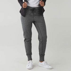 Lululemon Happy Yin Year Sweatpant II